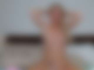 Laura Bentley's Live Sex Cam Show