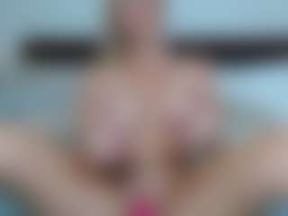 Laura Bentley's Live Sex Cam Show