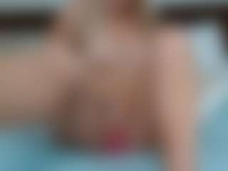 Laura Bentley's Live Sex Cam Show