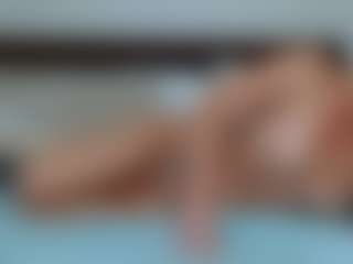Laura Bentley's Live Sex Cam Show