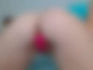Laura Bentley's Live Sex Cam Show