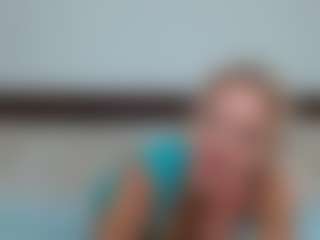 Laura Bentley's Live Sex Cam Show