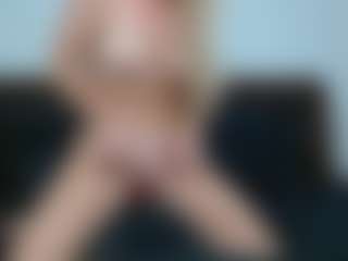 Laura Bentley's Live Sex Cam Show