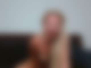 Laura Bentley's Live Sex Cam Show