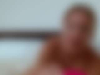 Laura Bentley's Live Sex Cam Show