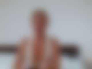 Laura Bentley's Live Sex Cam Show