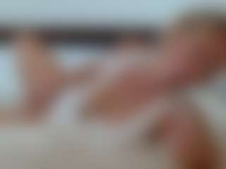 Laura Bentley's Live Sex Cam Show
