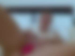 Laura Bentley's Live Sex Cam Show