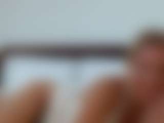Laura Bentley's Live Sex Cam Show