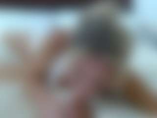Laura Bentley's Live Sex Cam Show