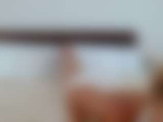 Laura Bentley's Live Sex Cam Show