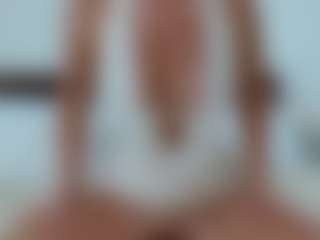 Laura Bentley's Live Sex Cam Show