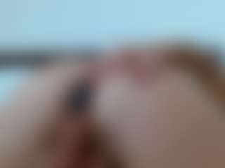 Laura Bentley's Live Sex Cam Show