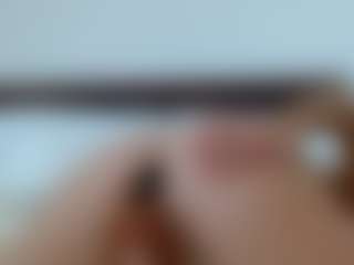 Laura Bentley's Live Sex Cam Show