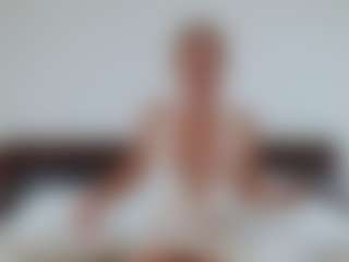 Laura Bentley's Live Sex Cam Show