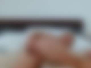 Laura Bentley's Live Sex Cam Show