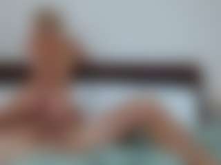Laura Bentley's Live Sex Cam Show