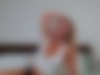 Laura Bentley's Live Sex Cam Show