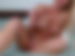 Laura Bentley's Live Sex Cam Show