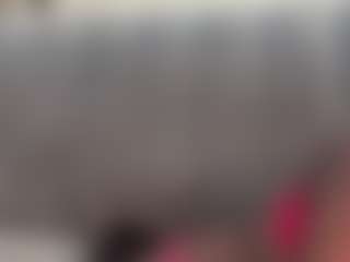 LieonEss's Live Sex Cam Show