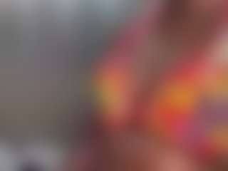 Live cam show with LieonEss - Ebony on SquirtSoMuch