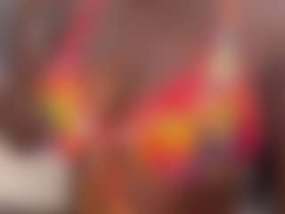 LieonEss's Live Sex Cam Show