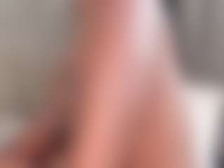 LieonEss's Live Sex Cam Show