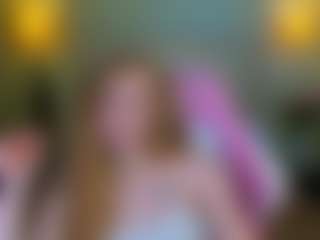 Live cam show with Stacy - Nude on live18s.com