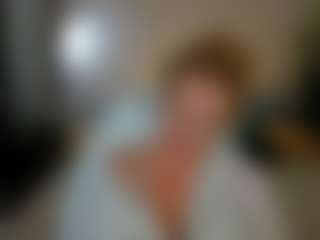Live cam show with Stacy - Cute on madthumbs