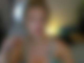 Live cam show with Stacy - Blonde Hair HD on Camsoda