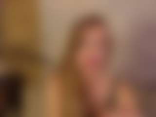 Live cam show with Stacy - Blonde Hair on Camsoda