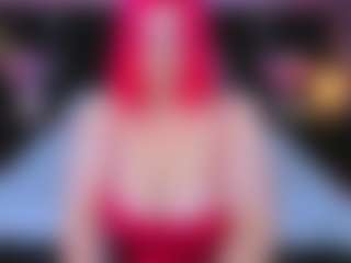 Live cam show with BettyDark - Lesbian on Camsoda