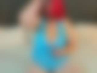 Live cam show with BettyDark - Lesbian on Camversity