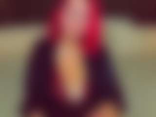 Live cam show with BettyDark - Red Hair on Hubzter Live