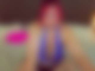Live cam show with BettyDark - Red Hair on Camming Site