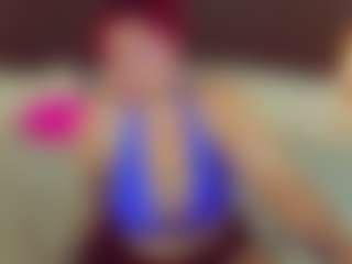 Live cam show with BettyDark - Public on liverealitysex.com