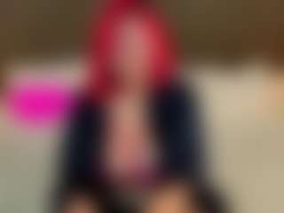 Live cam show with BettyDark - Average on sexytreat.net