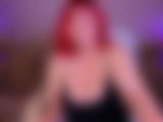 Live cam show with BettyDark - Lesbian on Camsoda