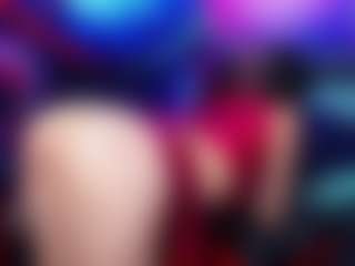 Live cam show with Madison-camhot - Double Penetration on CamClone