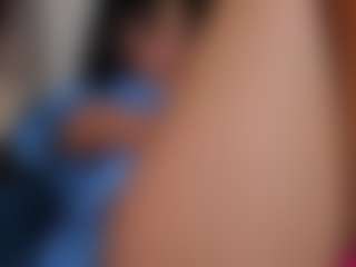 Live cam show with sofii-carter - Little on Camiplay Live
