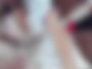 Live cam show with sofii-carter - Small on CamwithHer