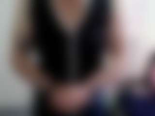 Live cam show with Camelia Saenz - Thick on AdultVida.com