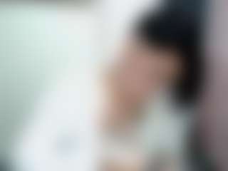 Live cam show with Camelia Saenz - Shaved on crypto-cams