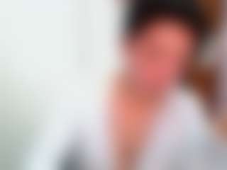 Live cam show with Camelia Saenz - Moan on Dolls Live
