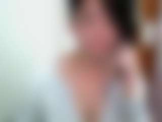 Camelia Saenz's Live Sex Cam Show