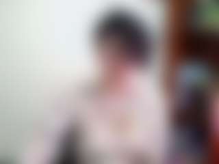 Live cam show with Camelia Saenz - Thick on Cam Slut
