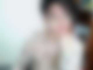 Live cam show with Camelia Saenz - Cute on Milfs Live