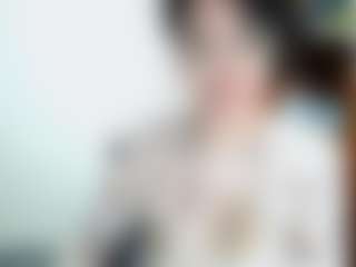 Live cam show with Camelia Saenz - Cute on Camiplay Live