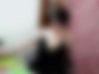 Camelia Saenz's Live Sex Cam Show