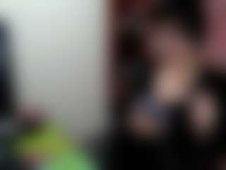 Live cam show with Camelia Saenz - Solo on Camsoda